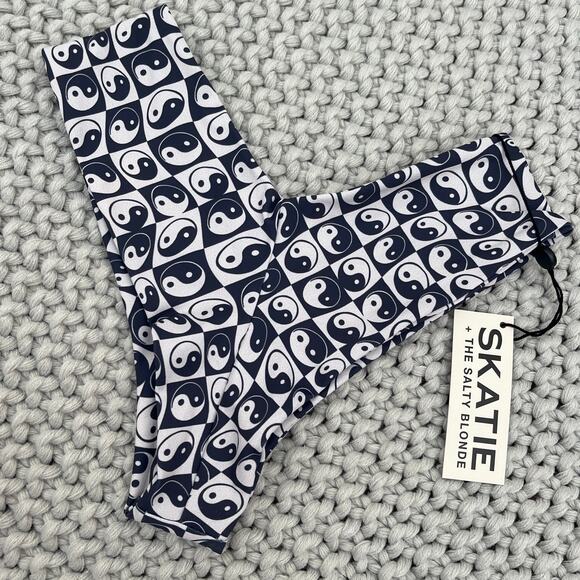 Skatie X Salty Blonde• ‘Mandi’ Bikini Bottom in BARBADOS - Picture 3 of 13